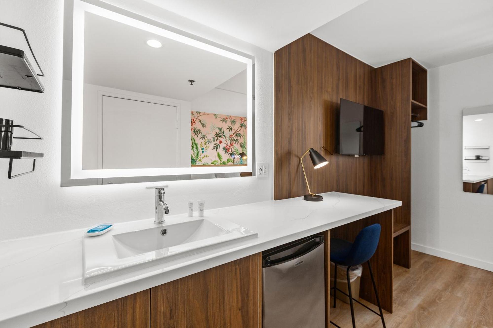 Uptown Inn - Limited Service Apart-Hotel San Diego Exteriör bild